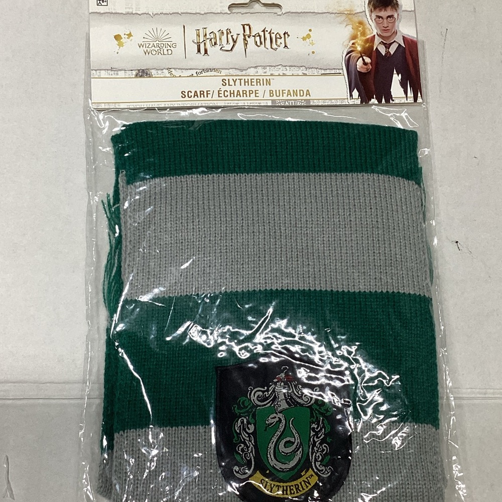 Warner Bros. Slytherin Scarf - Green and Gray